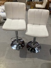 2 X PADDED STOOLS SONGMICS WHITE COLOUR .