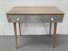 MOVED MINI DESK WHITE/OAK COLOUR 100X50X75.