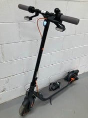 ELECTRIC SCOOTER NINEBOT GREY AND ORANGE F40I (HAS ITS ORIGINAL BOX).