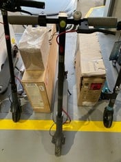 XIAOMI ELECTRIC SCOOTER BLACK AND RED COLOUR (DOES NOT TURN ON, HAS ITS ORIGINAL BOX).