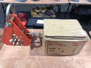 TIGER 2 TON TCB14 CHAIN BLOCK RRP £220 TO INCLUDE TIGER 3 TON BEAM CLAMP