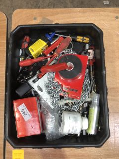 TOOL TRAY TO INCLUDE QTY OF HAND TOOLS