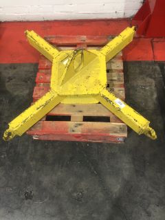 4 ARMED YELLOW LIFTING BEAM 2000KG LIMIT