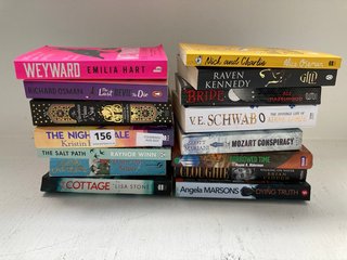 QTY OF ASSORTED BOOKS TO INCLUDE WEYWARD BY EMILIA HART: LOCATION - J8