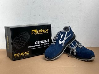 SAFETOE LIGHTWEIGHT SAFETY TRAINERS L-7328 IN BLUE SIZE UK 10: LOCATION - I8