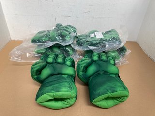 6 X HULK HAND GOLF DRIVER COVERS: LOCATION - I7