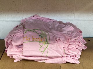 QTY OF D'OYLY CARTE ISLAND T-SHIRTS IN PINK IN VARIOUS SIZES TO INCLUDE UK SIZE MEDIUM: LOCATION - J19