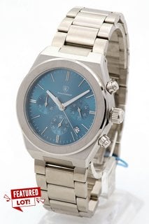 MENS BERNARD REINHARDT CHRONOGRAPH WATCH. FEATURING A BLUE DIAL, SILVER COLOURED BEZEL AND STAINLESS CASE, SUB DIALS WITH DATE, W/R 5ATM. SILVER COLOURED STAINLESS BRACELET. COMES WITH A WOODEN PRESE