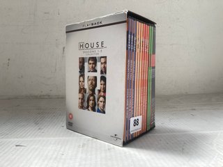 HOUSE BOX SET SEASONS 1-5 (PLEASE NOTE: 18+YEARS ONLY. ID MAY BE REQUIRED): LOCATION - J5