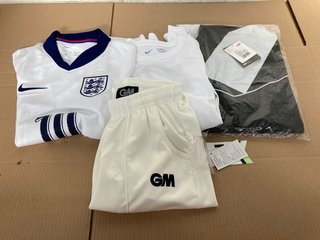 4 X ASSORTED KIDS SPORTS CLOTHING TO INCLUDE GM CRICKET JUNIOR MAESTRO TROUSERS IN WHITE - SIZE 11-12 YEARS: LOCATION - WA3