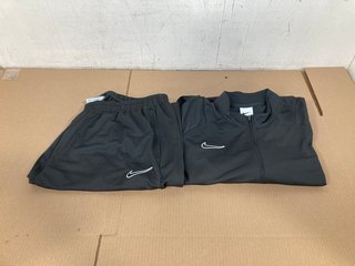 NIKE WOMENS DRI FIT TRACKSUIT IN GREY - UK SIZE XL: LOCATION - WA3