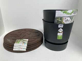 4 X GARDEN CENTRAL STEPPING STONES TO INCLUDE 2 X ELHO PLANT POTS: LOCATION - WA11