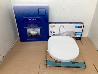 2 X ASSORTED TOILET SEATS TO INCLUDE GROHE START FLOW KITCHEN MIXER TAP IN STAINLESS STEEL: LOCATION - A13