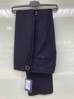 OLIVER BROWN LONDON CLASSIC FIT TROUSERS IN NAVY - SIZE 32W - RRP £225: LOCATION - BOOTH