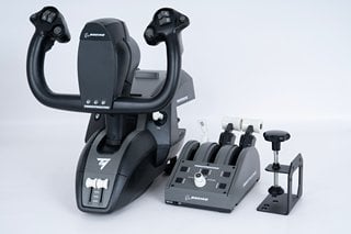 XBOX THRUSTMASTER TCA YOKE PACK BOEING EDITION - RRP £429: LOCATION - BOOTH