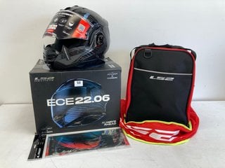 LS2 HELMET ADVANT X CARBON FLIP FRONT HELMET - MODEL LS2-FF901 WITH ACCESSORIES: LOCATION - BOOTH