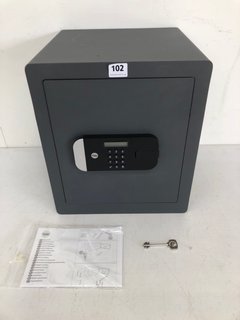 YALE MAXIMUM SECURITY MOTORISED SAFE: LOCATION - B1