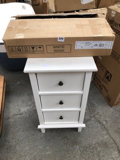 2 X ASSORTED 3 DRAWER BEDSIDE TABLE IN WHITE: LOCATION - B5