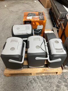 6 X ASSORTED ELECTRIC COOLBOXES TO INCLUDE 24L ELECTRIC COOLBOX: LOCATION - A8