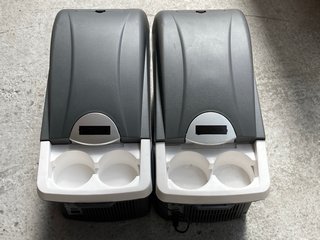 2 X SMALL ELECTRIC COOLBOXES: LOCATION - BR15