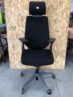 STEELCASE ERGONOMIC OFFICE CHAIR WITH HEADREST IN BLACK RRP £799: LOCATION - B1