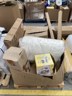 QTY OF ASSORTED ITEMS TO INCLUDE BEAR ELECTRIC HEALTH KETTLE: LOCATION - A5 (KERBSIDE PALLET DELIVERY)