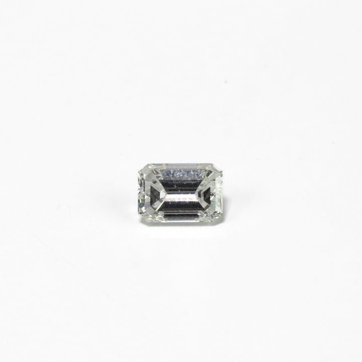 1.02ct Diamond Emerald-cut Single Gemstone. Colour G, Clarity Si1.GIA Report  6205172647.  Auction Guide: £2,000-£2,500 (VAT Only Payable on Buyers Premium)