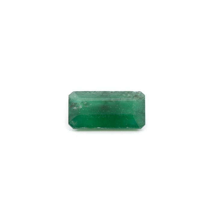 5.25ct Sandawana Emerald Faceted Rectangle-cut Single Gemstone.  Auction Guide: £350-£450 (VAT Only Payable on Buyers Premium)