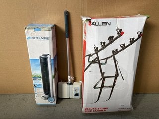 3 X ASSORTED ITEMS TO INCLUDE ALLEN DELUXE TRUNK BIKE CARRIER , BIONAIRE TOWER FAN: LOCATION - D17