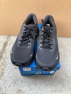 BROOKS MENS ADRENALINE GTS 23 LACE UP TRAINERS IN BLACK SIZE: 9.5 RRP - £115: LOCATION - D13