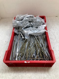 QTY OF ASSORTED SIZED STAINLESS STEEL BOLT AND SCREW PACKS: LOCATION - A5