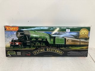 HORNBY FLYING SCOTSMAN 00 GAUGE TRAIN SET RRP - £249: LOCATION - WHITE BOOTH