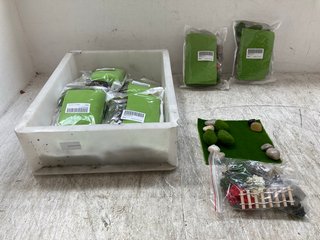 QTY OF FELT GARDEN MAKING SETS IN GREEN: LOCATION - A16