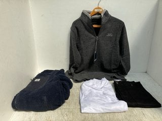 QTY OF ASSORTED MENS CLOTHING TO INCLUDE WEIRD FISH NEWARK ECO 1/4 ZIP GRID FLEECE IN WASHED BLACK SIZE: M: LOCATION - C3