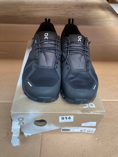 QC CLOUD 5 WATERPROOF LACE UP TRAINERS IN BLACK SIZE: 7.5 RRP - £160: LOCATION - C11