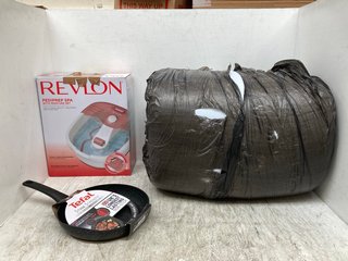 3 X ASSORTED HOUSE ITEMS TO INCLUDE REVLON PEDICURE SPA FOOT SPA: LOCATION - C15