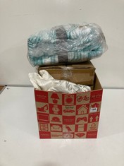 BOX OF ASSORTED BEDDING ITEMS TO INCLUDE COZEE HOME VELVET SOFT DUVET SET IN BLUE/WHITE