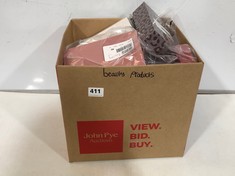 BOX OF ASSORTED BEAUTY ITEMS TO INCLUDE TILI NANO-GLASS HAIR ERASER