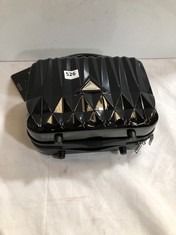 TRIFORCE ELITE PERFORMANCE TRAVELWARE HARD SHELLS SMALL TRAVEL CASE - GLOSS BLACK