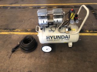 HYUNDAI HY7524 7BAR AIR COMPRESSOR - RRP £169