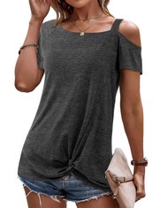 QUANTITY OF ADULT CLOTHES TO INCLUDE BELURING COLD SHOULDER TOPS FOR WOMEN SUMMER SHORT SLEEVE SHIRT DARK GREY SIZE 22 24: LOCATION - RACK B