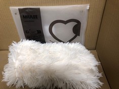 QUANTITY OF ASSORTED ITEMS TO INCLUDE MIULEE PACK OF 2 FAUX FUR THROW PILLOW COVER FLUFFY SOFT DECORATIVE SQUARE PILLOW COVERS PLUSH CASE FAUX FUR CUSHION COVERS FOR LIVING ROOM SOFA BEDROOM 20 X 20: