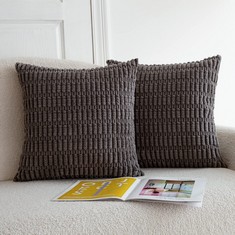 QUANTITY OF ASSORTED ITEMS TO INCLUDE MEIDER 2 PIECES SOFA CUSHION COVER 45X45 CM BOHO DECORATIVE PILLOWCASE FOR LIVING ROOM COUCH SOFA BEDROOM  45 X 45 CM, DARK GREY,  RRP £263: LOCATION - RACK D