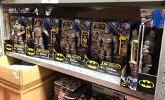 24 X BATTLE STRIKE BATMAN TOYS: LOCATION - C RACK