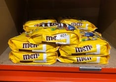 11 X M&M 1KG PARTY BAG PEANUT FLAVOUR SOME MAY BE PAST BEST BEFORE DATE: LOCATION - C RACK