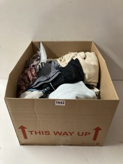 BOX OF ASSORTED CLOTHING IN VARIOUS SIZES AND DESIGNS