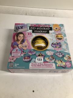 DO-IT-YOURSELF 3D STICKER MAKER