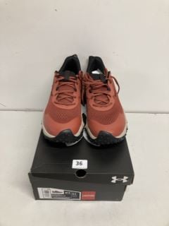 PAIR OF UNDER ARMOUR CHARGED MAVEN TRAIL TRAINERS - SIZE UK 11.5