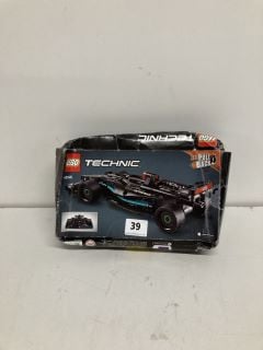 LEGO TECHNIC PULL BACK F1 CAR SET