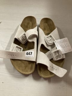 BIRKENSTOCK WHITE SANDALS SIZE 40